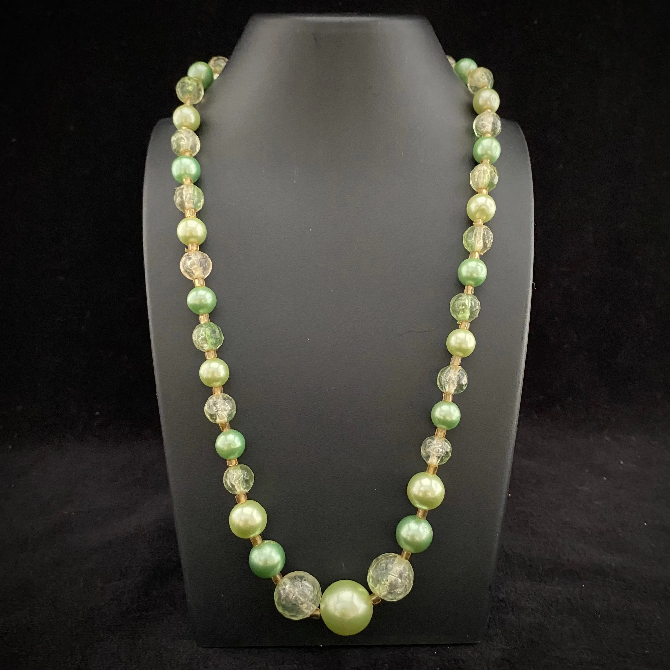 1960s Japan Green Beaded Necklace
