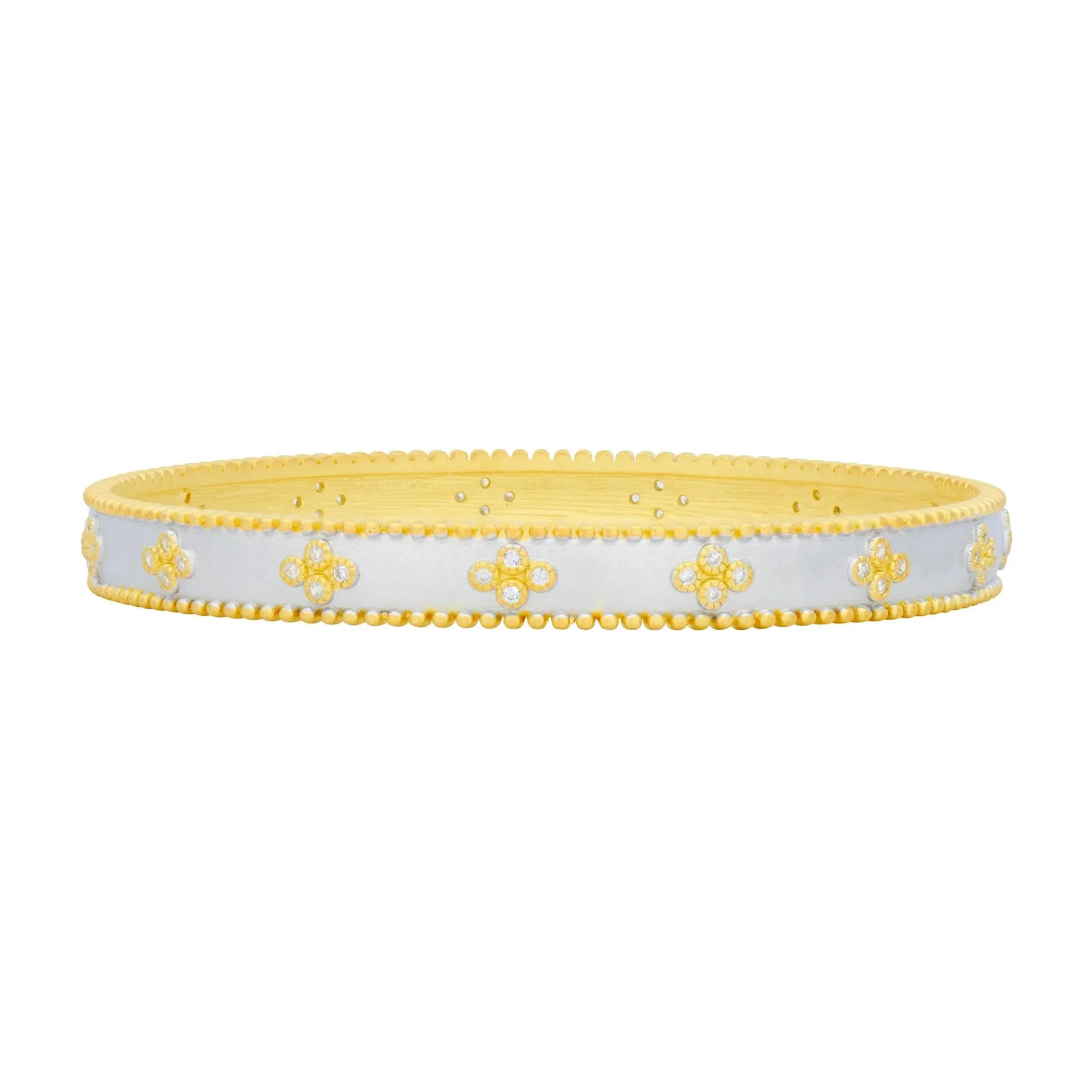 FR SIGNATURE REIMAGINED A Clover Stackable Bangle