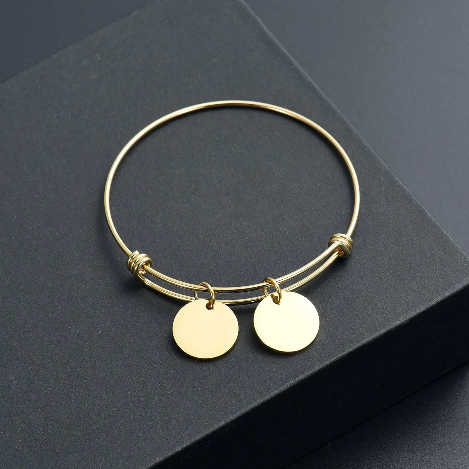 Gold Charm Bangle - IUCHBA100
