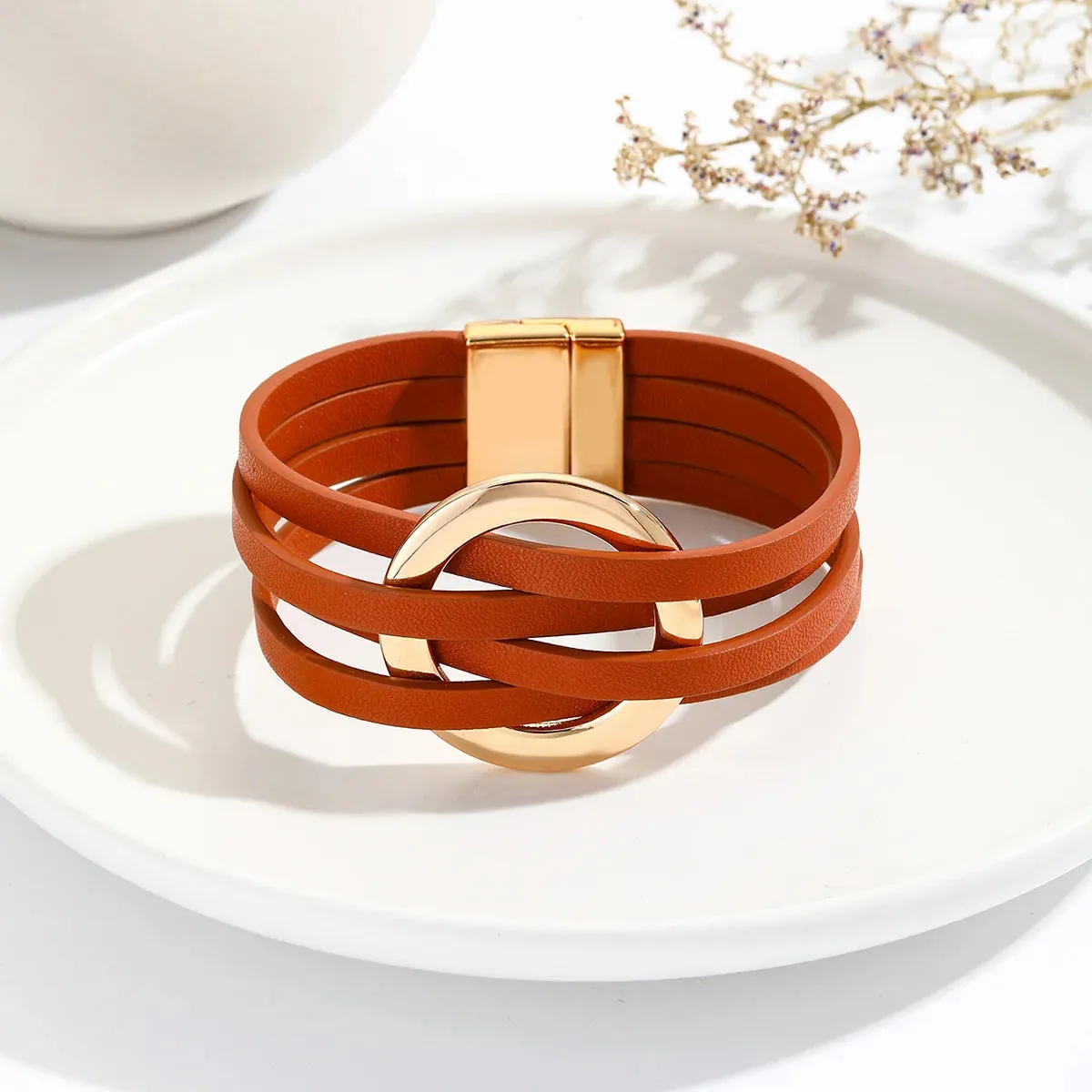 Hot Multi Layer Wide Leather Bracelet for Women Metal Circle Cuff Summer Fashion Accessory