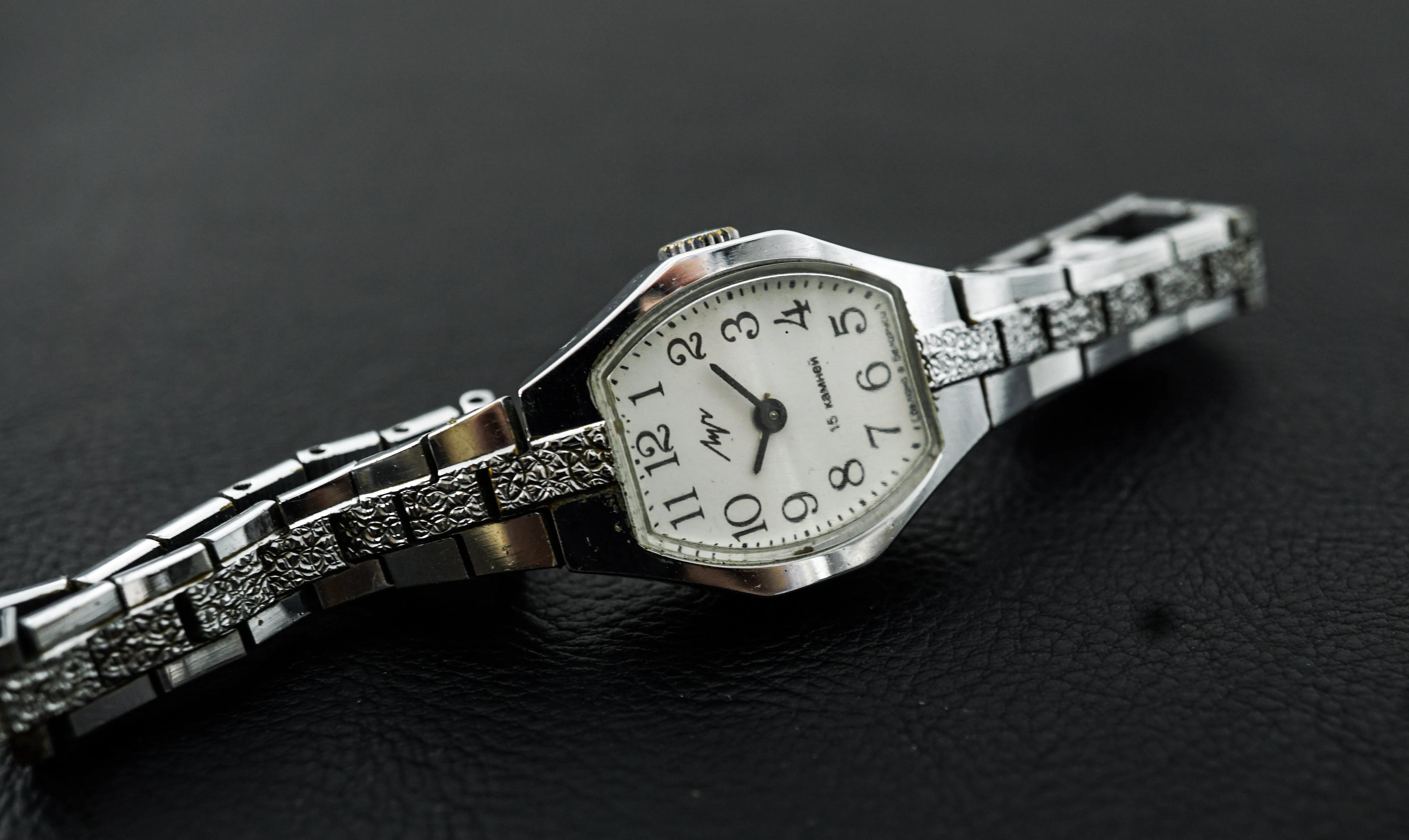 Luch vintage Soviet womens mechanical wristwatch with beautiful bracelete