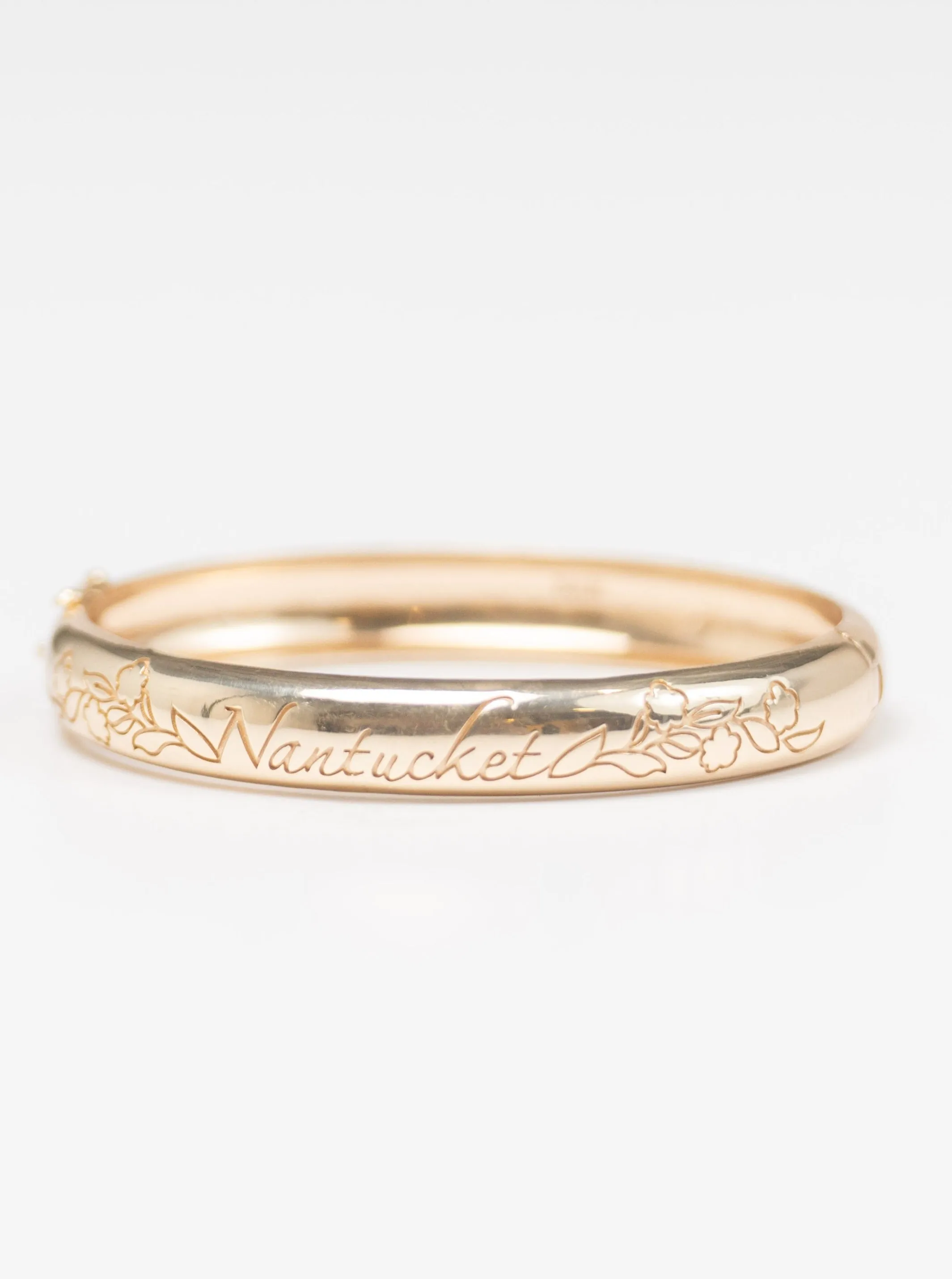 Nantucket Engraved Bangle