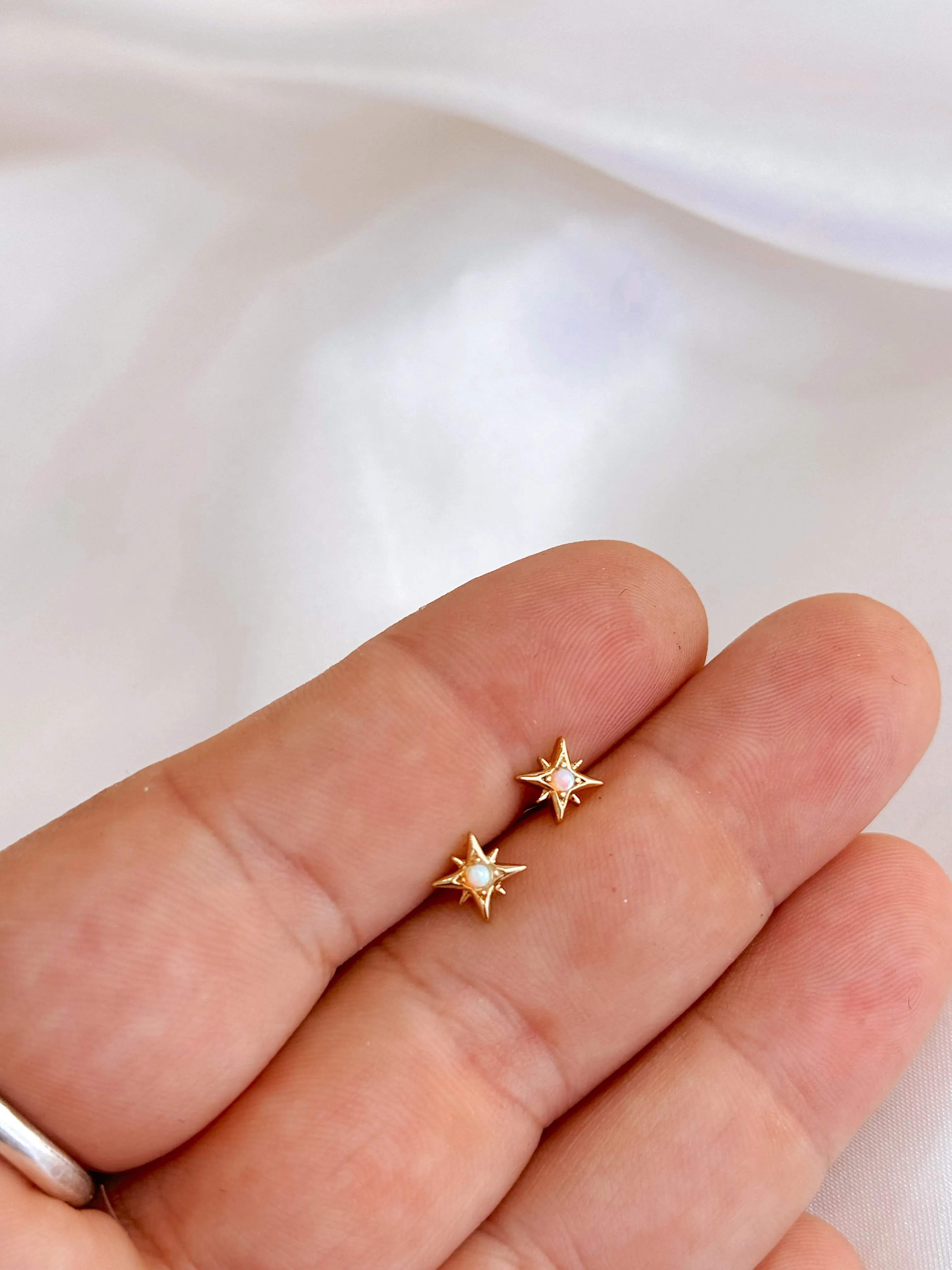 Opalescent Double Stud Pack
