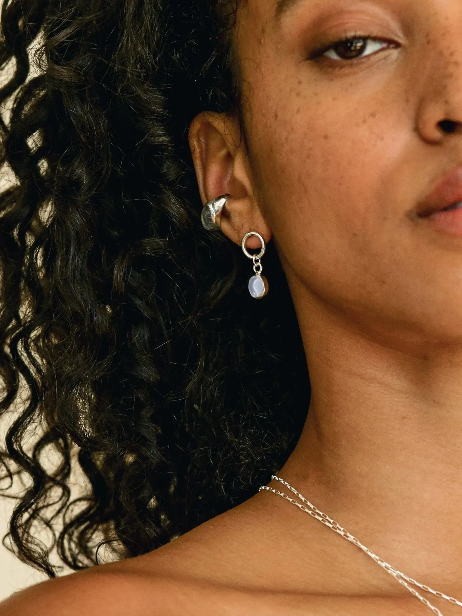 Oval Dangling Earrings