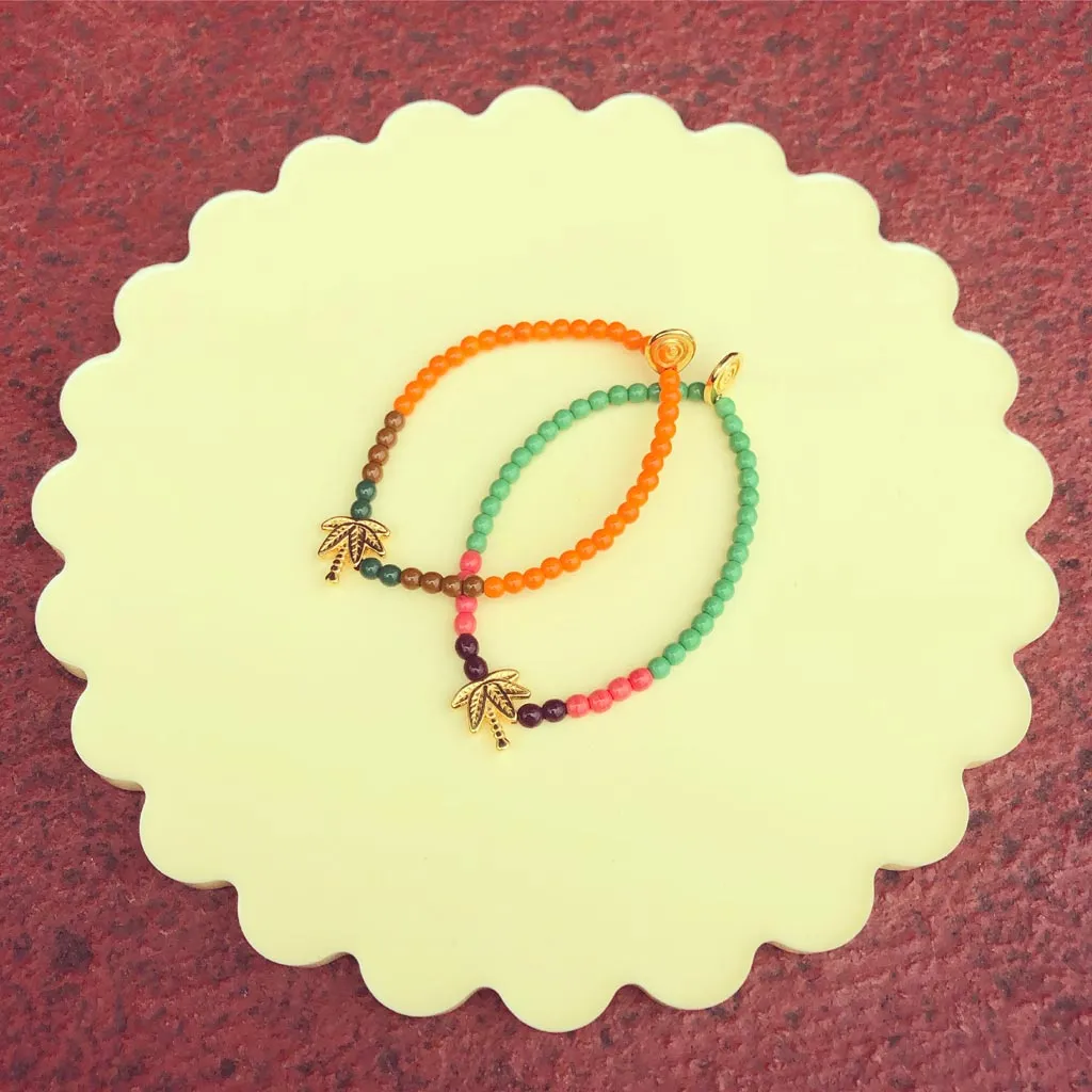 Palm Tree Charm Glass Bead Bracelet