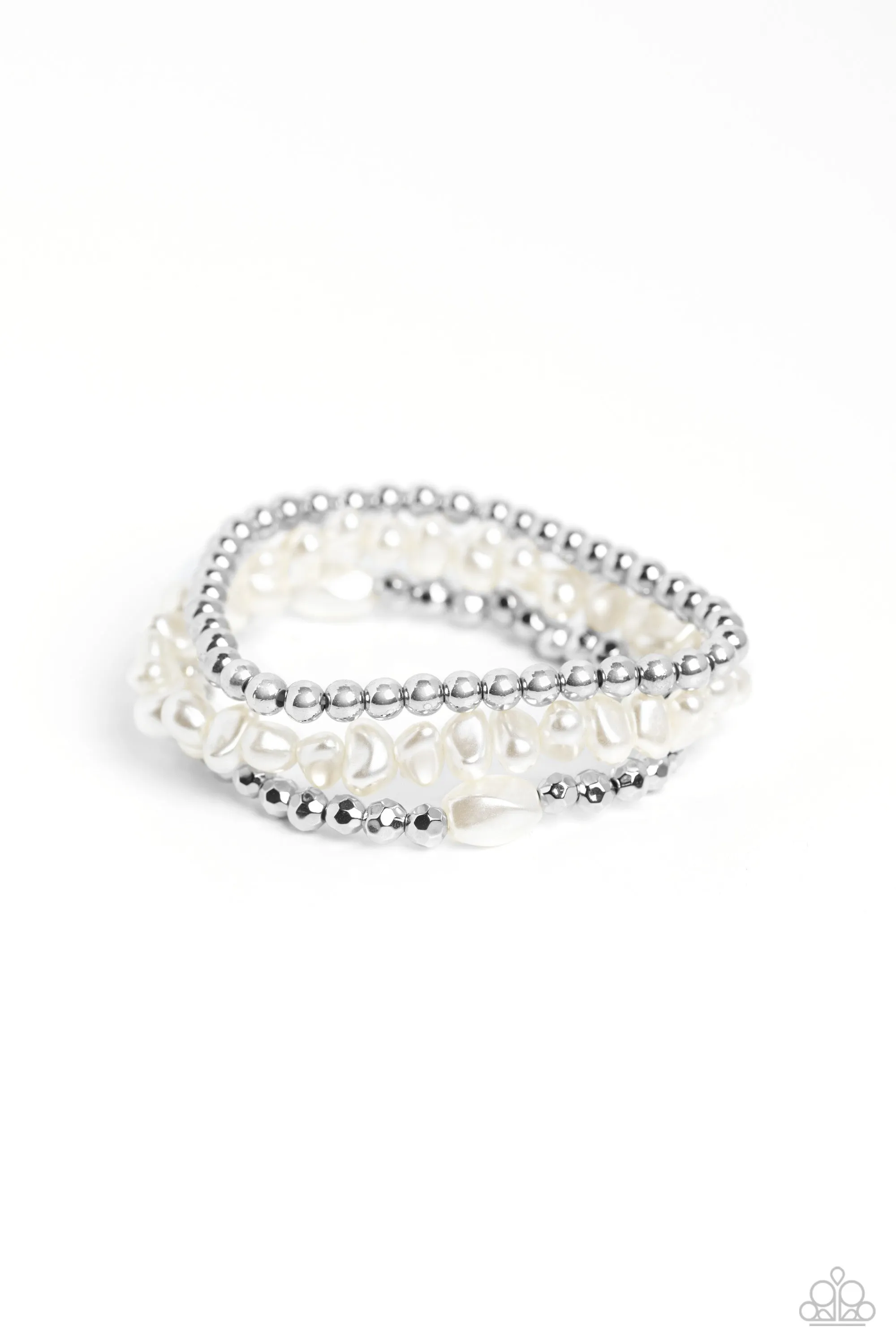 Paparazzi Effulgent Exchange - White Bracelet