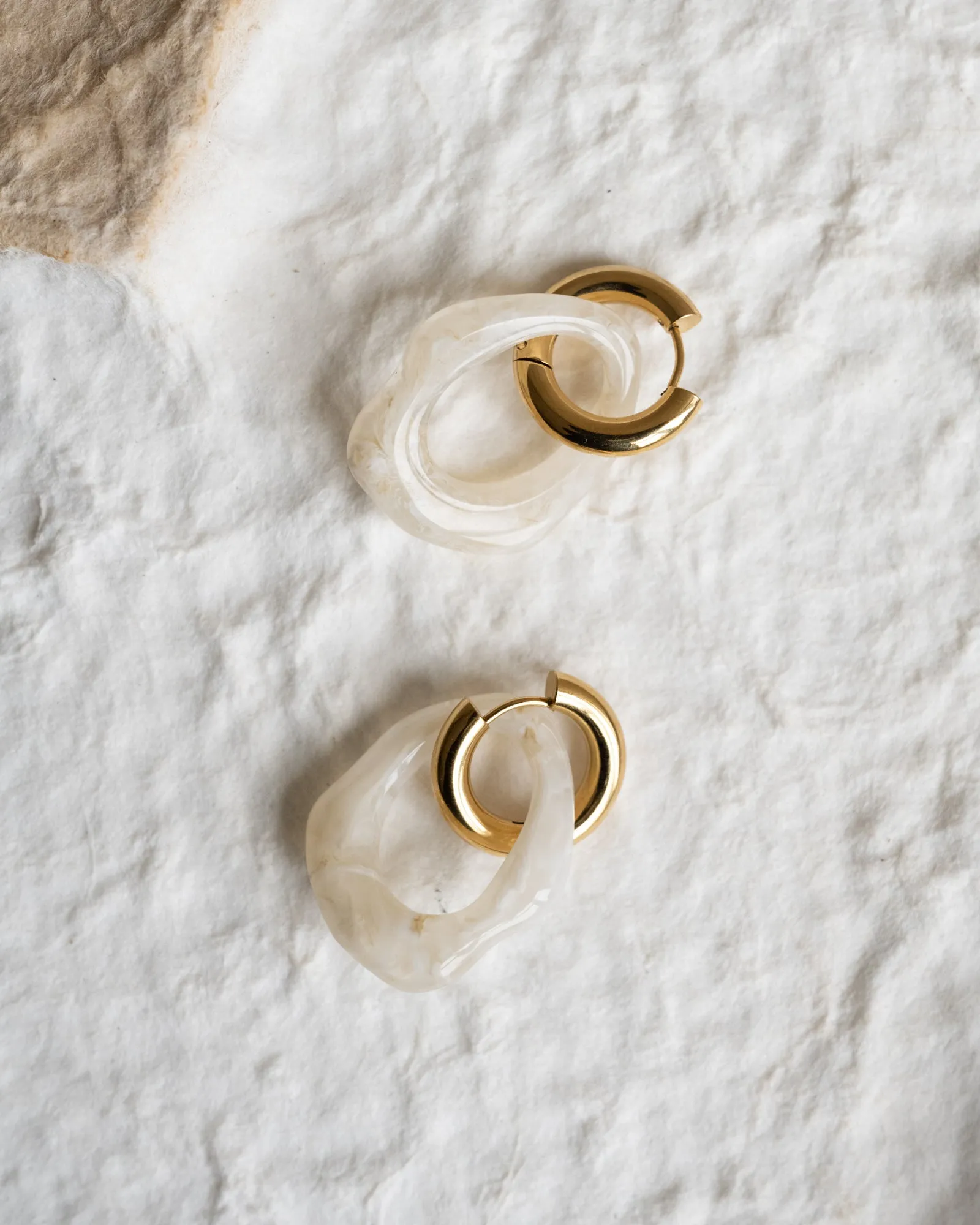 SET OF 2 - Statement Earrings Bold Organic