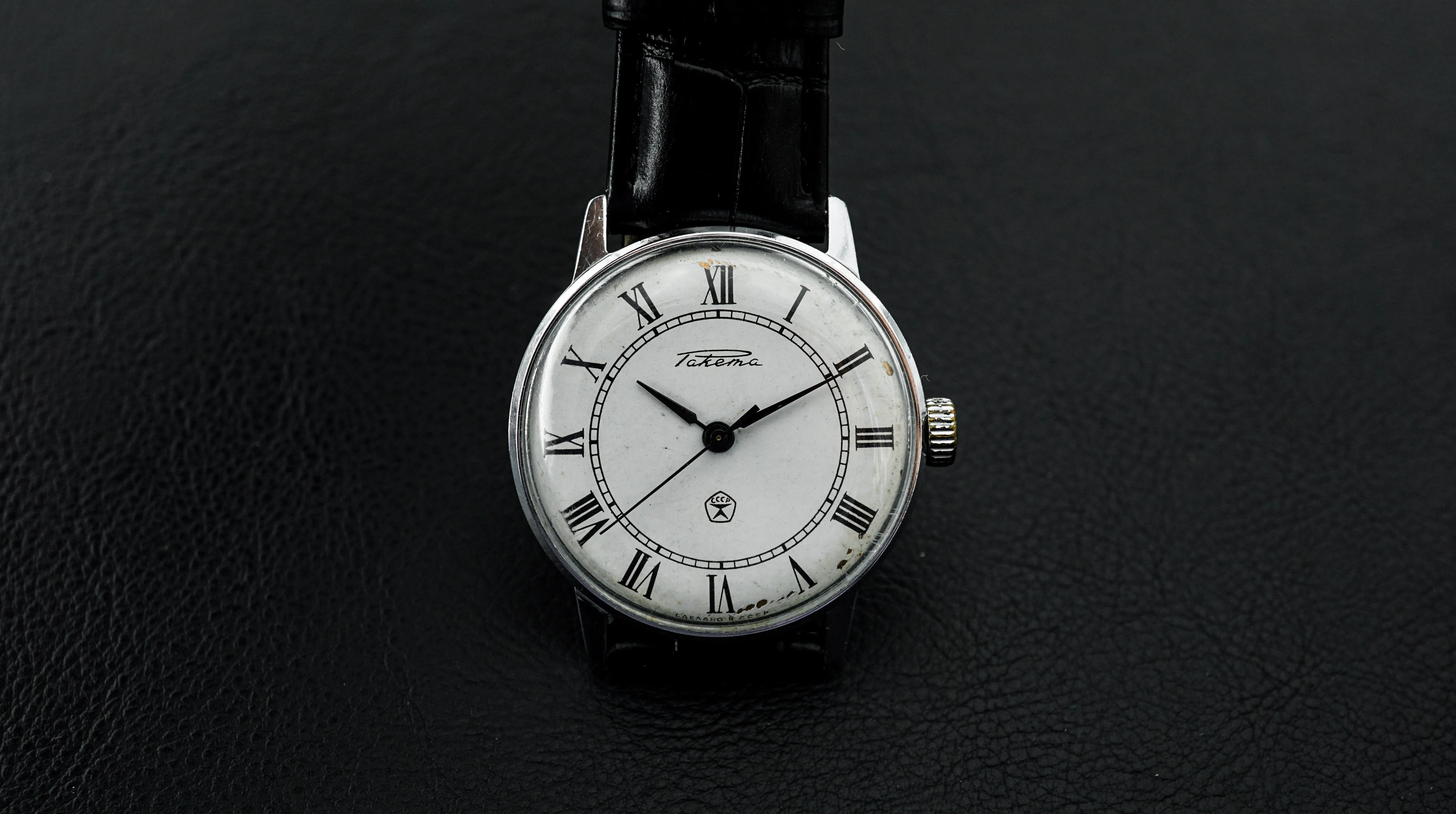 Vintage mechanical Raketa 2609.HA soviet romans numbers wristwatch